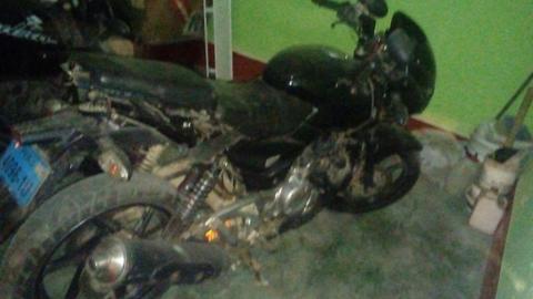 PULSAR 220 CEL 985156139