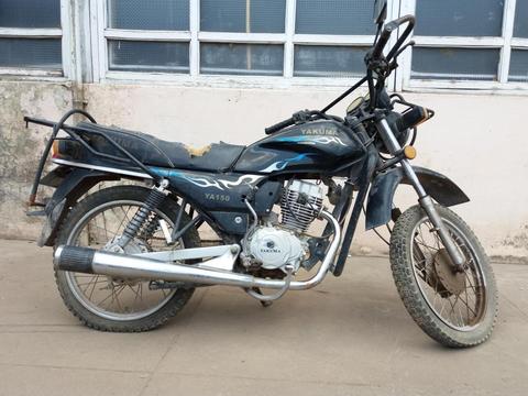 REMATO MOTO YAKUMA MODELO YA150 EN DESUSO