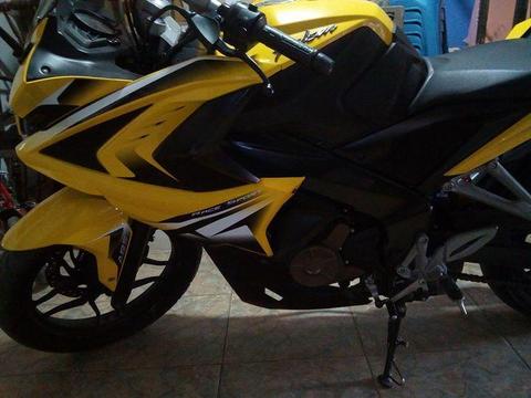 PULSAR 200RS CON 2000KM DE RECORRIDO