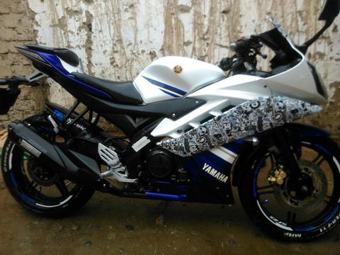 Vendo Moto Yamaha R15