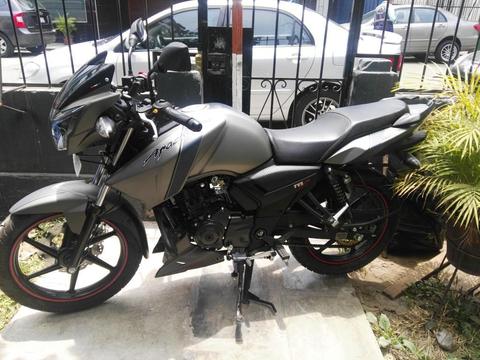 vendo moto apache tvs de ocasión impecable con luces LED 2017