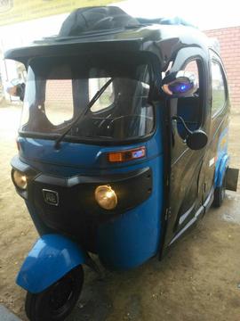 Moto Bajaj4t 2015