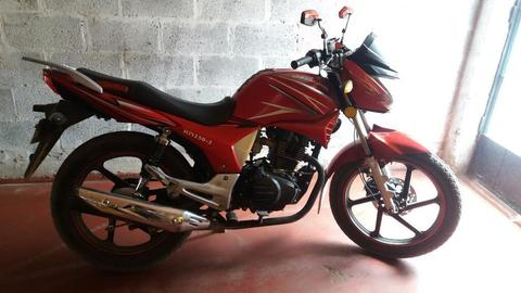 Vendo Moto 150 con Motor Cadenero Cbf