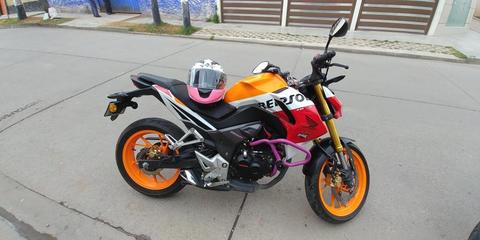 Moto honda cb190 modelo repsol.Comunicarse al 983842233