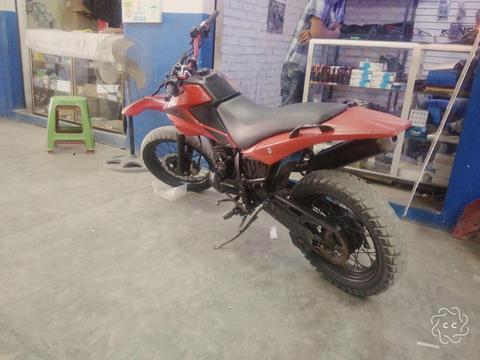 Vendo Moto Lineal Italika Dm 150