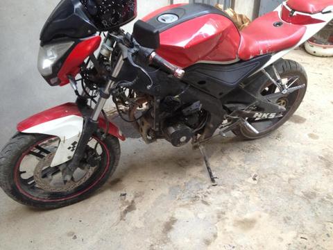 Se vende moto motor 250 924714466