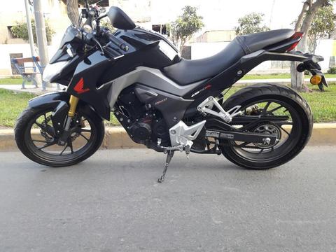 Honda Cb190r Solo 3500 Km Soat Octubre 2018 Y Alarma Antirrobo Ns Fz Gixxer Duke