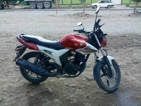 Moto Yamaha Motor 150