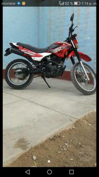 Remato Moto Marca Cross 200cc