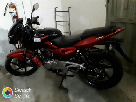 Vendo Moto Liñal Marca Pulsar 180