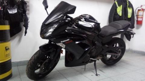 VENDO KAWASAKI 650 NINJA AÑO 2012