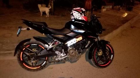MOTO PULSAR N200