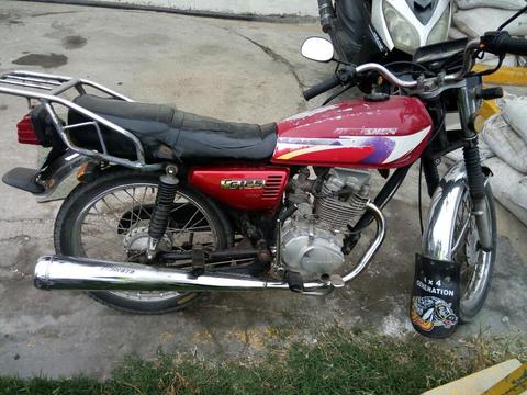 Vendo Moto Zongshen por Motivo Viaje