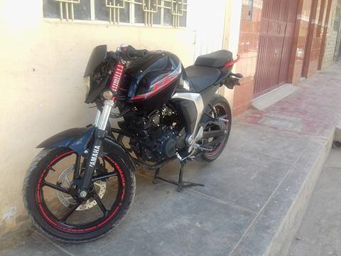 VENDO FZ 2.0 CON 9000 DE KILOMETRAJE