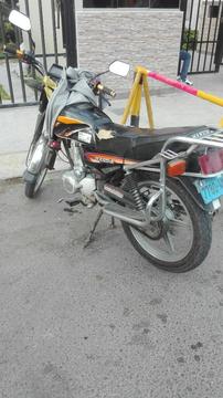 Vendo Moto en Buen Estado