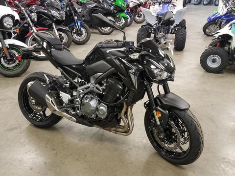 Nuevo 2017 Kawasaki Z900 disponible