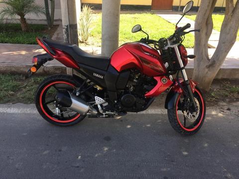 Moto Yamaha fz