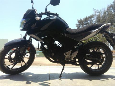 Moto Honda Cbr 160 Semi Nueva