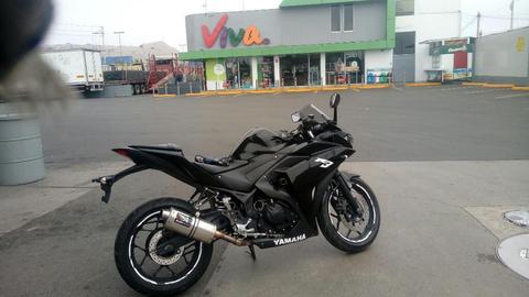 Yamaha R3 2015