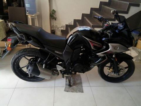 Moto Yamaha Fazer