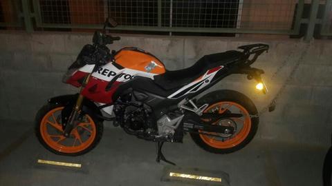 Moto Honda Repsol