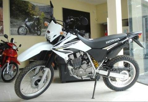 MOTO LINEAL HONDA TORNADO 250