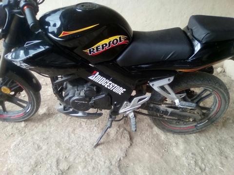 Vendo Moto Lineal Marca Mavila Motor 200