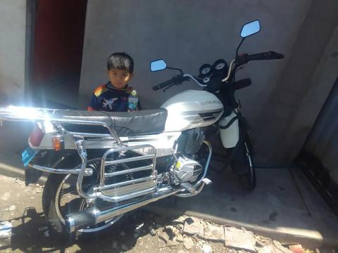 Vendo Moto