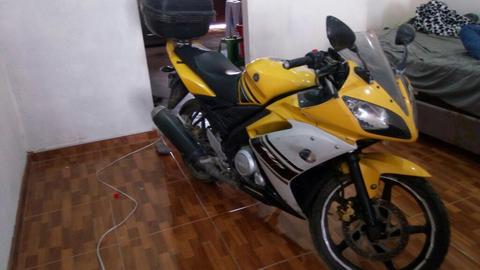 Vendo Moto R15