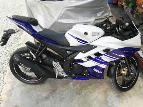 Yamaha R15