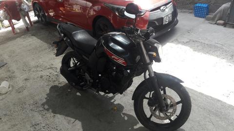 Moto Yamaha 2014