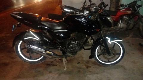 Bendo Moto Pulsar 135 en Buen Estado