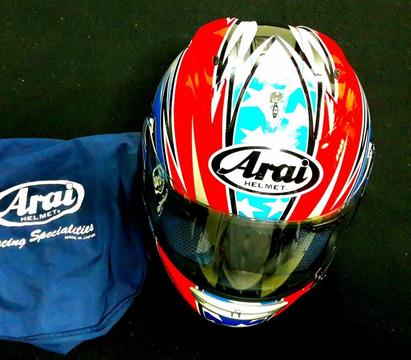 casco ARAI RX7 GAMA GP para pilotos moto motociclistas racing de alta calidad