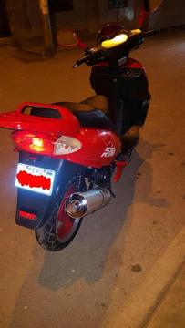 Moto skuter 150cc RTM en perfecto estado interesados al 991415044
