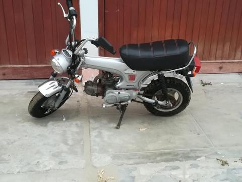 Vendo Moto Honda Dax 70