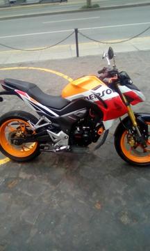 Moto honda repsol 190