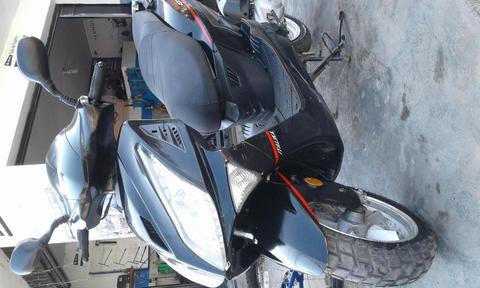 moto Italika scooter gts 175