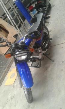 Moto Lifan Chacarera 150