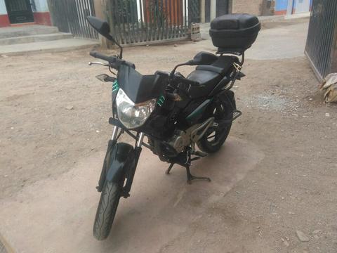 Moto Pulsar Año 2012