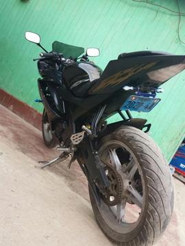 Yamaha R15