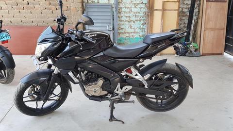 vendo moto pulsar NS200 A 5000 SOLES A TRATAR