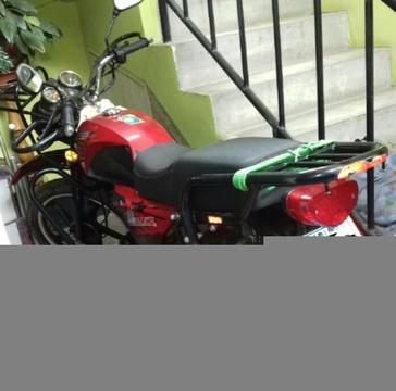 Vendo moto italika