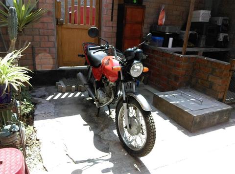 Vendo motocicleta HONDA CG 125 Ao 2004