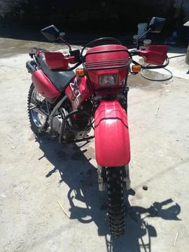 Moto Homda Xl 200