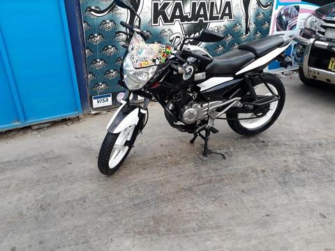 Moto Pulsar 135