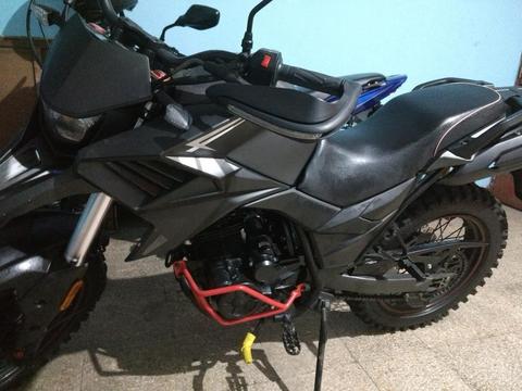 Moto Semi Nueva