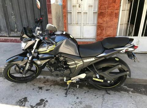 Vendo Mi Moto Yamaha Fsz Bien Conservada