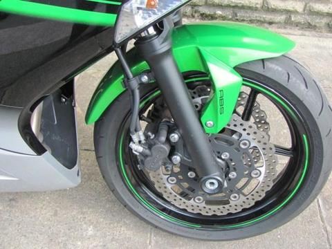 KAWASAKI ER 6F