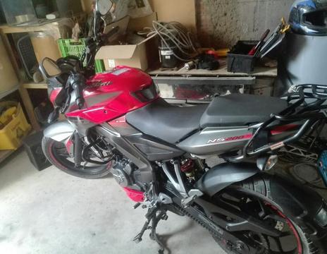 Pulsar Ns 200