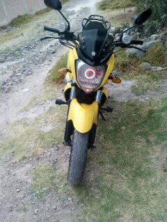 VENDO FZ 16 DEL AÑO 2015